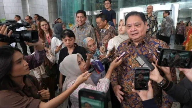 Airlangga Beberkan Sederet Kebijakan Ekonomi Prabowo Subianto Airlangga Beberkan Sederet Kebijakan Ekonomi Prabowo Subianto