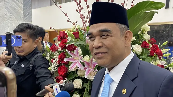 Muzani Buka Suara soal Penugasan ke Pemakaman Ali Khamenei Muzani Buka Suara soal Penugasan ke Pemakaman Ali Khamenei