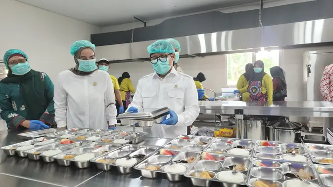 Operasional MBG Depok Berhenti Sementara, Pekerja Dapur Ikut Diliburkan Operasional MBG Depok Berhenti Sementara, Pekerja Dapur Ikut Diliburkan