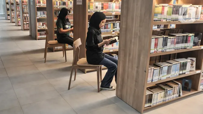 Ramai-Ramai Kembali ke Perpustakaan Ramai-Ramai Kembali ke Perpustakaan