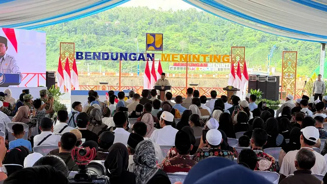 Prabowo Minta TNI-Polisi dan Jaksa Introspeksi: Bintangmu dari Rakyat Prabowo Minta TNI-Polisi dan Jaksa Introspeksi: Bintangmu dari Rakyat
