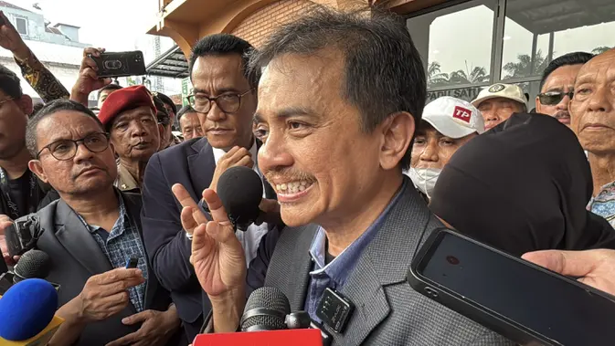 Pesan Menohok Roy Suryo Usai Putusan Praperadilan Dikabulkan Sebagian Pesan Menohok Roy Suryo Usai Putusan Praperadilan Dikabulkan Sebagian