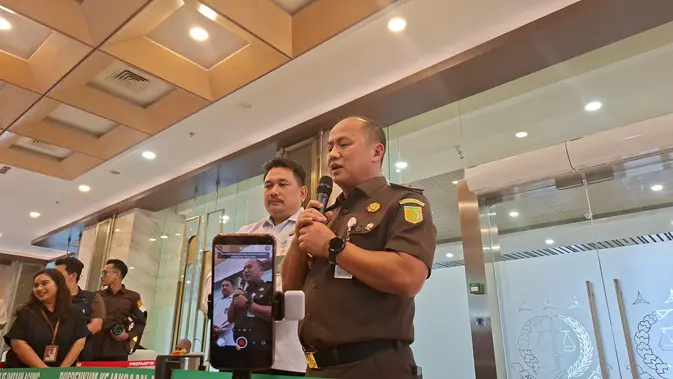 Kejagung Tangani Kasus Korupsi dan TPPU eks Jampidsus Febrie Adriansyah Kejagung Tangani Kasus Korupsi dan TPPU eks Jampidsus Febrie Adriansyah