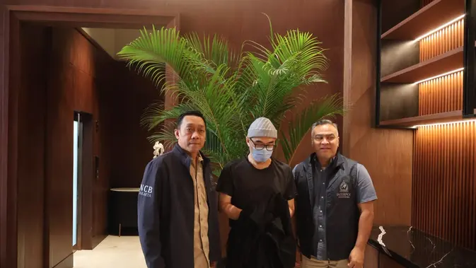 Bos Kresna Life Michael Steven Diekstradisi dari Maroko Bos Kresna Life Michael Steven Diekstradisi dari Maroko