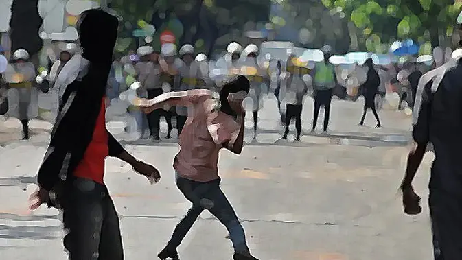Bentrok Warga Pecah di Menteng, Dua Orang Dilarikan ke Rumah Sakit Bentrok Warga Pecah di Menteng, Dua Orang Dilarikan ke Rumah Sakit