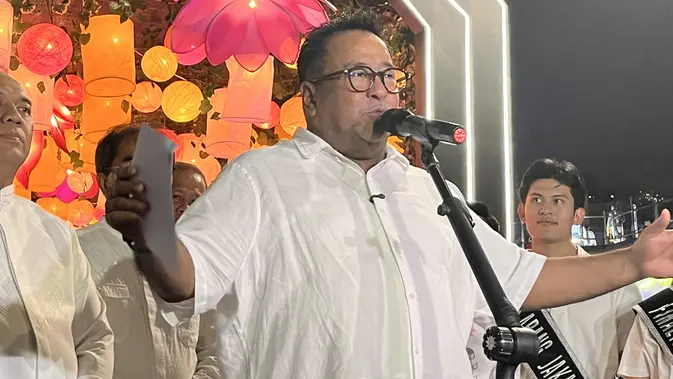 Rano Karno Siap Kirim Bantuan Air ke Tangerang Rano Karno Siap Kirim Bantuan Air ke Tangerang