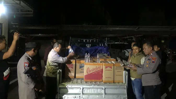 Modus Licik Selundupan Miras Ilegal di Pati Terbongkar Modus Licik Selundupan Miras Ilegal di Pati Terbongkar