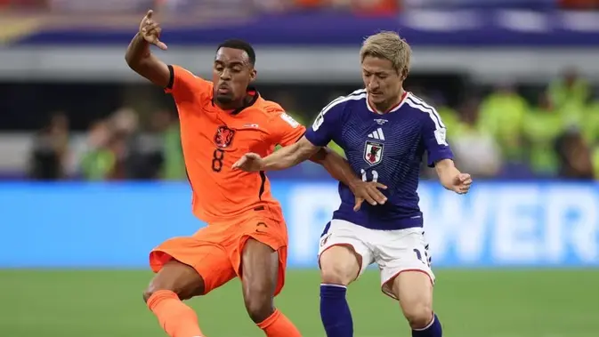 Saling Berbalas Gol, Belanda Sama Kuat dengan Jepang Saling Berbalas Gol, Belanda Sama Kuat dengan Jepang