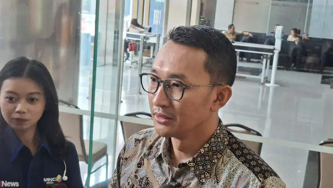 KPK Geledah Sejumlah Titik di Kuansing, Lokasi Masih Dirahasiakan KPK Geledah Sejumlah Titik di Kuansing, Lokasi Masih Dirahasiakan