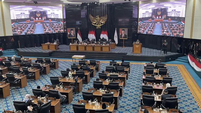 DPRD Minta Pemprov DKI Siapkan Regulasi Baru Pajak Parkir dan Hiburan DPRD Minta Pemprov DKI Siapkan Regulasi Baru Pajak Parkir dan Hiburan