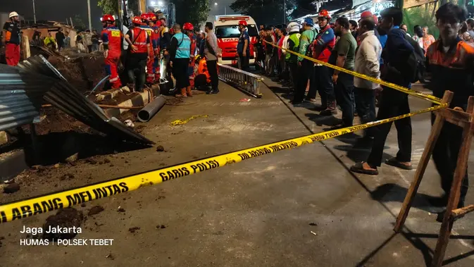 Balita Tewas di Lubang Proyek Tebet, Polisi Usut Unsur Kelalaian Balita Tewas di Lubang Proyek Tebet, Polisi Usut Unsur Kelalaian