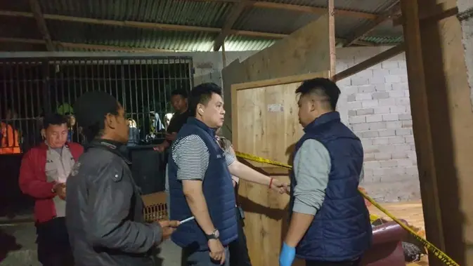 Ayah dan Balita di Palu Diduga Tewas Dibunuh, Istri Ditemukan Kritis Ayah dan Balita di Palu Diduga Tewas Dibunuh, Istri Ditemukan Kritis