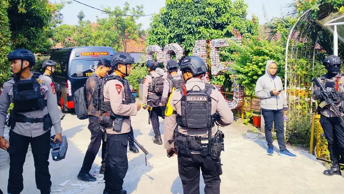 Pengirim Ancaman Bom SD di Jaksel Diburu Pengirim Ancaman Bom SD di Jaksel Diburu
