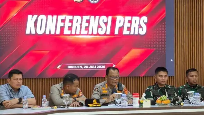 Prajurit TNI Gugur Tertembak saat Bantu Polisi Tangkap Bandar Narkoba Prajurit TNI Gugur Tertembak saat Bantu Polisi Tangkap Bandar Narkoba