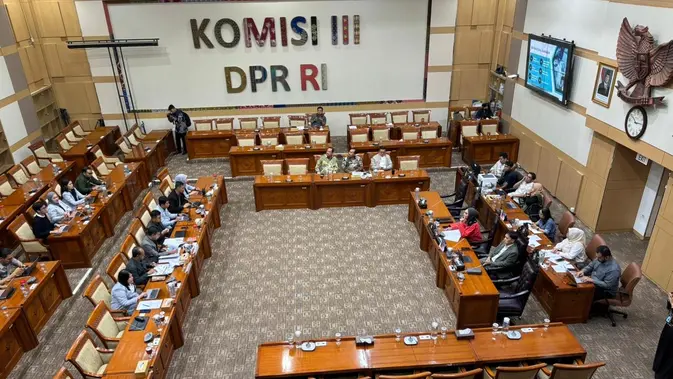 DPR Tetap Bahas RUU Perampasan Aset Saat Reses DPR Tetap Bahas RUU Perampasan Aset Saat Reses