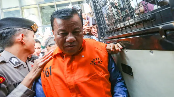 Naik Kelas Kasus Suap Bupati Kuansing Naik Kelas Kasus Suap Bupati Kuansing