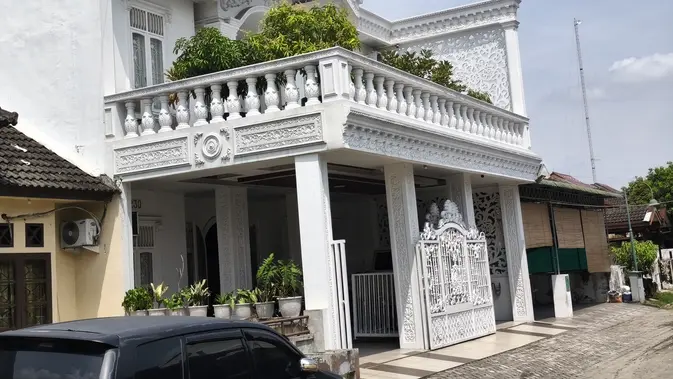 Keluarga Bongkar Kejanggalan Kematian Mantan Istri Polisi di Medan Keluarga Bongkar Kejanggalan Kematian Mantan Istri Polisi di Medan