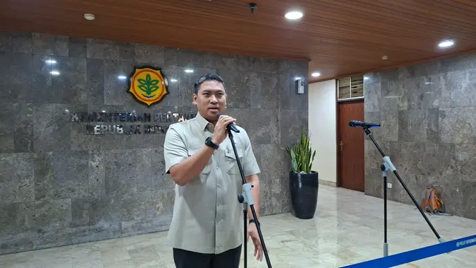 Sudaryono: Nanik S Deyang Kakak Saya Sudaryono: Nanik S Deyang Kakak Saya