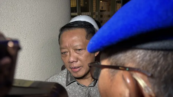 Ditahan Kejagung, Eks Jampidsus Febrie Merasa Dikriminalisasi Ditahan Kejagung, Eks Jampidsus Febrie Merasa Dikriminalisasi