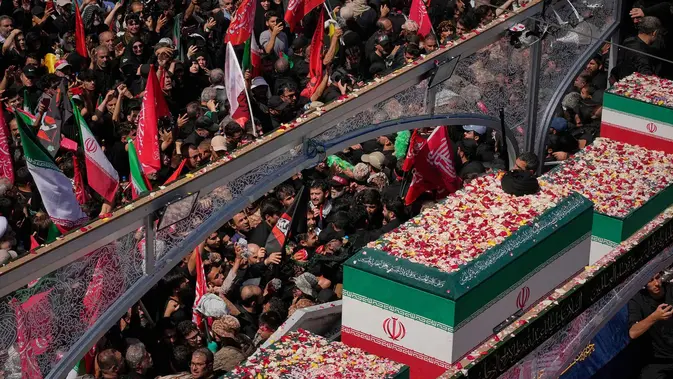 Khamenei Dimakamkan, Megawati Kenang Sosok Patriotik Khamenei Dimakamkan, Megawati Kenang Sosok Patriotik