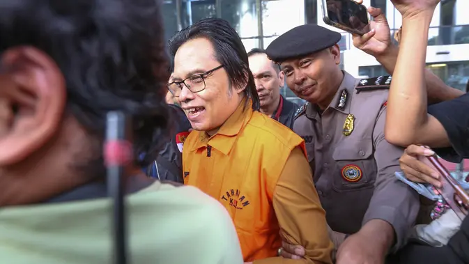Uang Assalamualaikum, Kode Fee Proyek Eks Sekjen MPR Uang Assalamualaikum, Kode Fee Proyek Eks Sekjen MPR