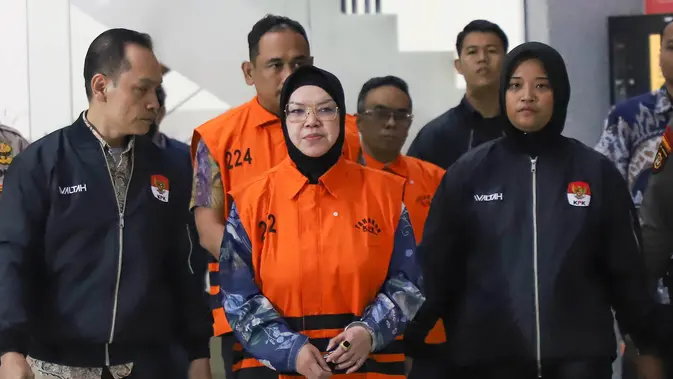 KPK: Bupati Sukoharjo Peras Anak Buah untuk Renovasi Rumah dan Beli Mobil KPK: Bupati Sukoharjo Peras Anak Buah untuk Renovasi Rumah dan Beli Mobil