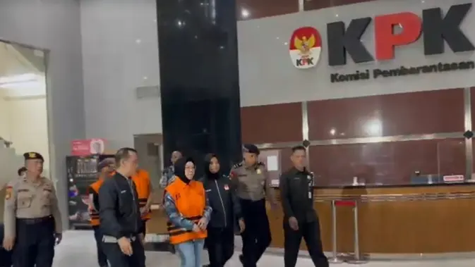 KPK Tetapkan Bupati Sukoharjo Tersangka Pemerasan KPK Tetapkan Bupati Sukoharjo Tersangka Pemerasan