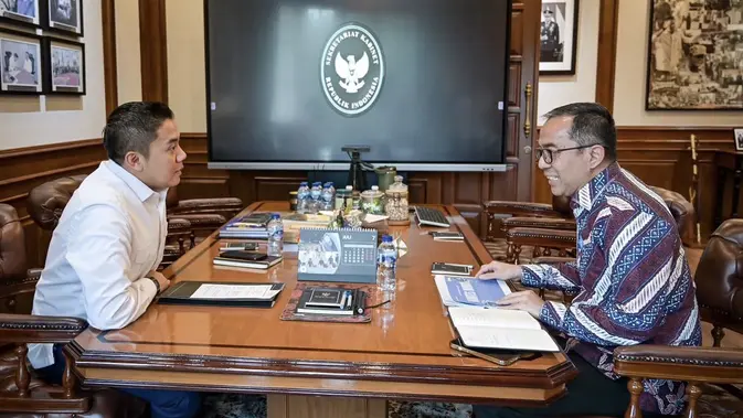 Seskab Teddy: Beasiswa Garuda Kirim 400 Talenta ke Kampus Top Dunia Seskab Teddy: Beasiswa Garuda Kirim 400 Talenta ke Kampus Top Dunia