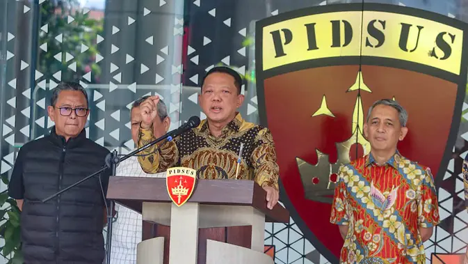 Kejagung Luruskan Status Hukum Febrie di 4 Sprindik Kejagung Luruskan Status Hukum Febrie di 4 Sprindik