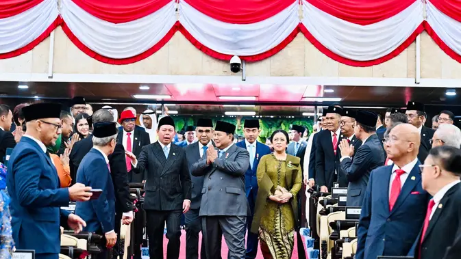 Prabowo Sebut 3 Juta Keluarga Sudah Terdaftar Digitalisasi Bansos Prabowo Sebut 3 Juta Keluarga Sudah Terdaftar Digitalisasi Bansos