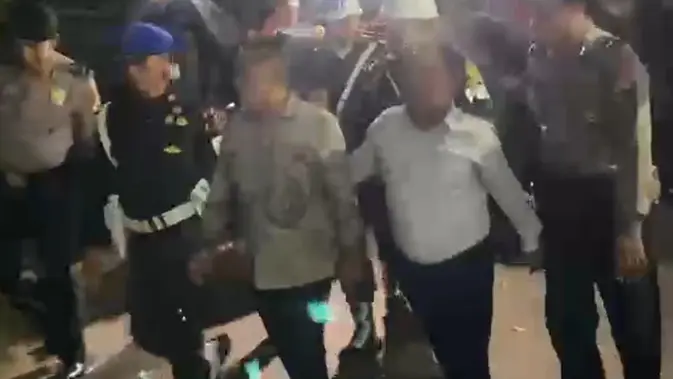 Buru-Buru, Alasan Febrie Adriansyah Tak Pakai Rompi Pink Saat Ditahan Buru-Buru, Alasan Febrie Adriansyah Tak Pakai Rompi Pink Saat Ditahan