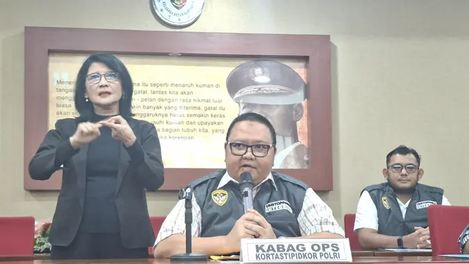 Polisi Tetapkan Dua Tersangka Korupsi Pabrik Gula Assembagoes Polisi Tetapkan Dua Tersangka Korupsi Pabrik Gula Assembagoes