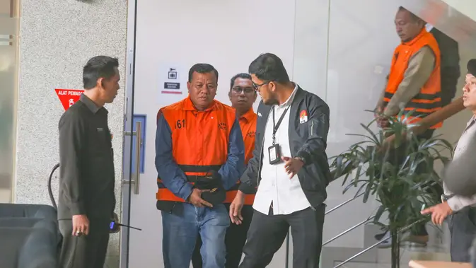 KPK Dalami Pertemuan Bupati Kuansing dengan Menteri Kehutanan KPK Dalami Pertemuan Bupati Kuansing dengan Menteri Kehutanan