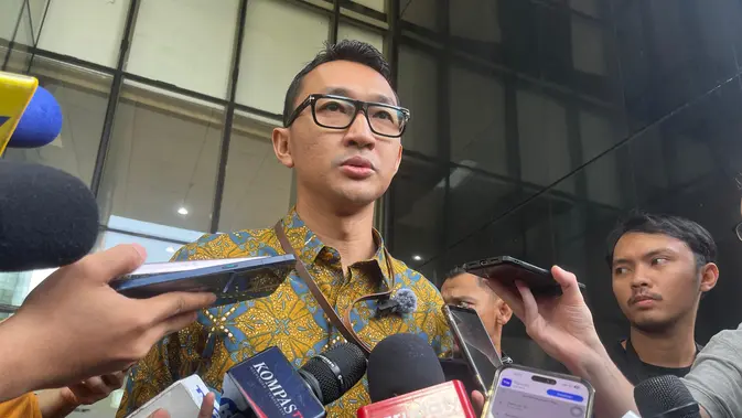 OTT KPK di Kuansing Diduga Terkait Jual Beli Jabatan OTT KPK di Kuansing Diduga Terkait Jual Beli Jabatan