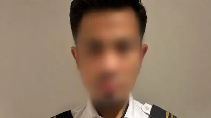 Pilot Penyelundup 25 Kg Ekstasi Ternyata Pecandu Narkoba Sejak 2006 Pilot Penyelundup 25 Kg Ekstasi Ternyata Pecandu Narkoba Sejak 2006