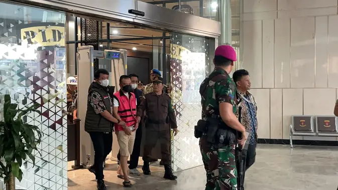Don Ritto Ditahan Kejagung Don Ritto Ditahan Kejagung