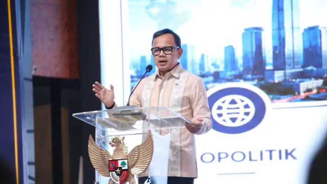 Wamendagri Bima Arya Dorong Wali Kota Perkuat Inovasi untuk Pelayanan Publik Wamendagri Bima Arya Dorong Wali Kota Perkuat Inovasi untuk Pelayanan Publik