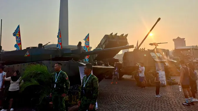 HUT Kostrad Diramaikan dengan Ajang Lari dan Pameran Alutsista HUT Kostrad Diramaikan dengan Ajang Lari dan Pameran Alutsista