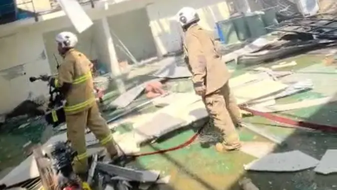 Ledakan Besar Pabrik di Semarang, Getarannya Seperti Gempa Ledakan Besar Pabrik di Semarang, Getarannya Seperti Gempa