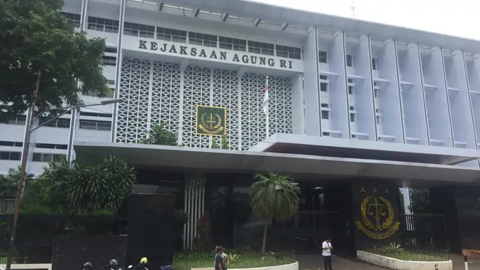 Kejagung Periksa 5 Pegawai Kemenhut Terkait Kasus Transfer Pricing PT TPL Kejagung Periksa 5 Pegawai Kemenhut Terkait Kasus Transfer Pricing PT TPL