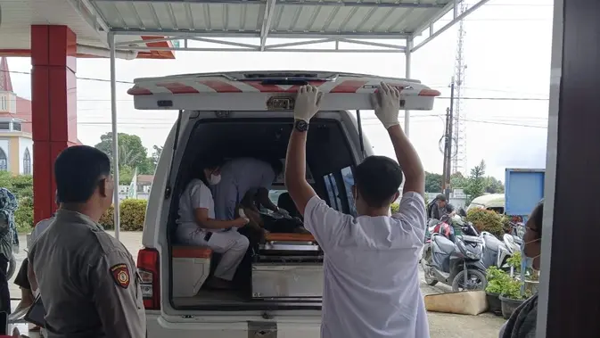 Terbakar Cemburu, Suami Bunuh Istri dengan Martil Terbakar Cemburu, Suami Bunuh Istri dengan Martil
