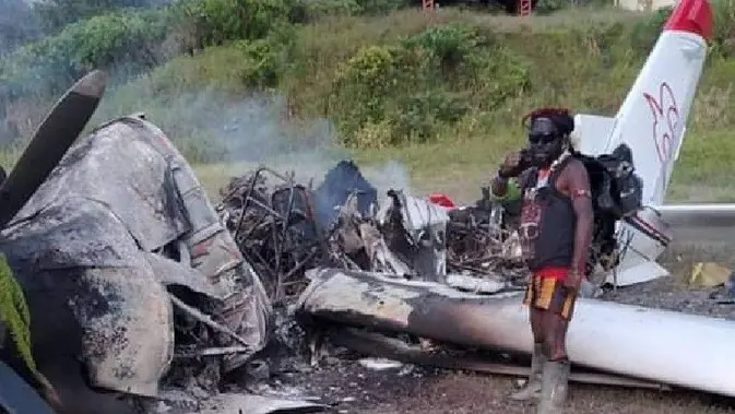 KKB Dikabarkan Bakar Pesawat di Yahukimo, Nasib Pilot Belum Diketahui KKB Dikabarkan Bakar Pesawat di Yahukimo, Nasib Pilot Belum Diketahui