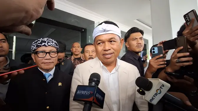 Alasan Dedi Mulyadi Buat Sayembara Tangkap Begal Berhadiah Rp 50 Juta Alasan Dedi Mulyadi Buat Sayembara Tangkap Begal Berhadiah Rp 50 Juta