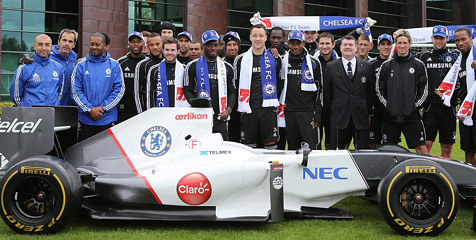Ada Mobil F1 Sambangi Markas Latihan Chelsea Ada Mobil F1 Sambangi Markas Latihan Chelsea