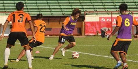 LPIS Kembali Tunda Laga Persibo Bojonegoro LPIS Kembali Tunda Laga Persibo Bojonegoro