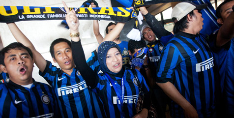 Demi Inter Milan, Internona Rela Rogoh Kocek 3,5 Juta Demi Inter Milan, Internona Rela Rogoh Kocek 3,5 Juta