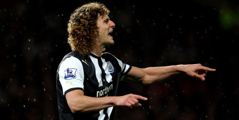 Mancini Pertimbangkan Beli Coloccini Mancini Pertimbangkan Beli Coloccini