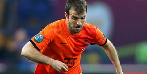 Kecewa, Van Der Vaart Tetap Loyal Kecewa, Van Der Vaart Tetap Loyal