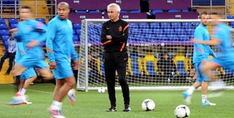 Line-up: Portugal vs Belanda Line-up: Portugal vs Belanda