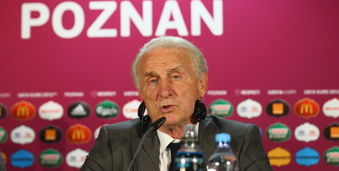 Trapattoni Membantah Setia Pada Pemain Senior Trapattoni Membantah Setia Pada Pemain Senior